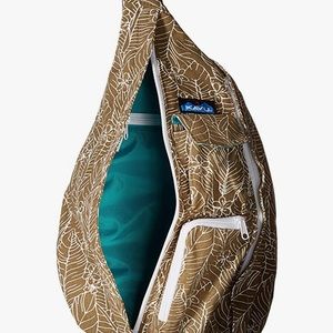 Kavu Rope Bag Palmetto Print cream & khaki tan tropical leaf print